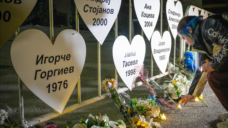 Mbahet ceremoni përkujtimore për viktimat e tragjedisë së klubit të natës në Koçan