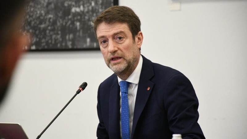 Hoxha dënon sulmet e fundit të Rusisë: Shqipëria rikonfirmon mbështetjen e palëkundur për Ukrainën