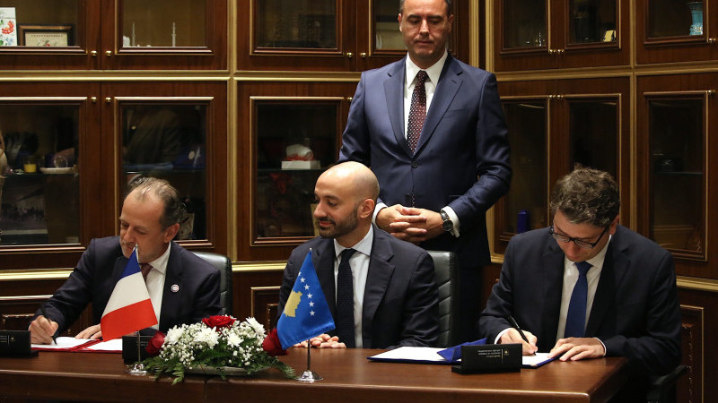 Kosova ve Fransa arasında 5 anlaşma imzalandı