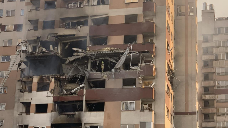 İsrail, İran’ın Şiraz ve Huzistan kentlerine de saldırdı