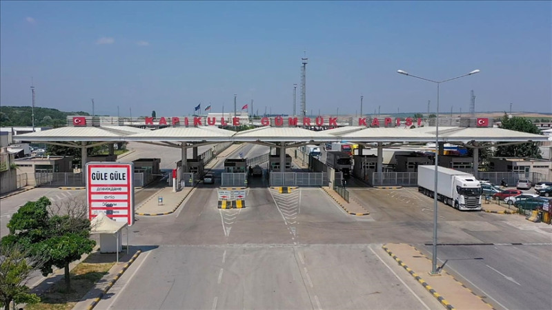 Avrupa'da yaşayan gurbetçilerin Türkiye'ye gelişleri sürüyor