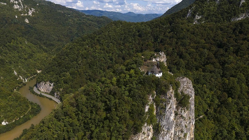 Bosna Hersek'teki Kuşlat Camisi 5 asırdan fazladır ayakta