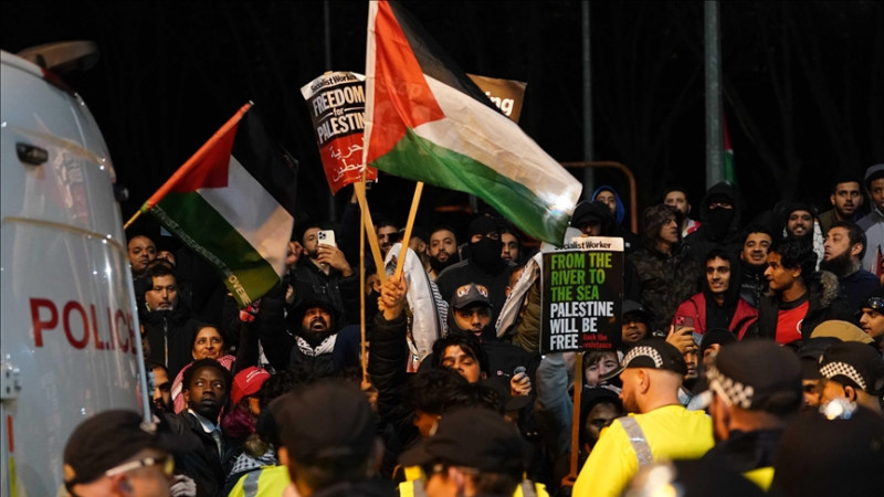 Tubim në Birmingham, kërkohet ndalimi i Izraelit nga futbolli përpara ndeshjes Aston Villa-Maccabi