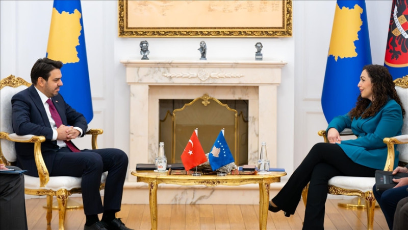 Presidentja Osmani priti në takim kryetarin e TIKA-s, Abdullah Eren