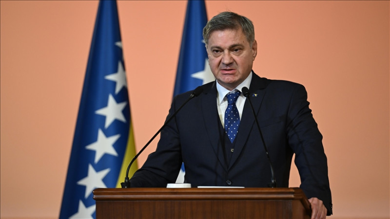 Zvizdić pozvao Szijjarta da se prestane miješati u unutrašnje poslove BiH