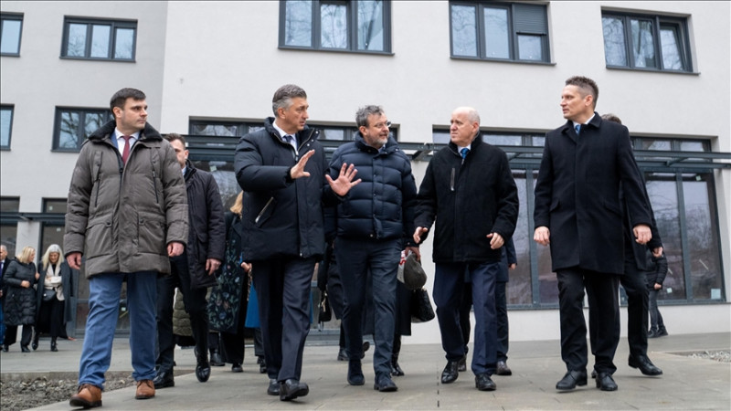 Plenković povodom pete godišnjice zemljotresa u posjeti Sisku: Za obnovu utrošeno 1,77 milijardi eur