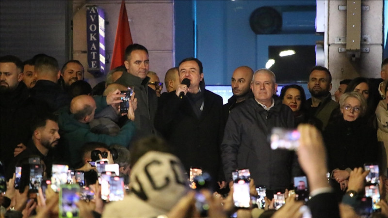 Zgjedhjet në Kosovë: Lëvizja Vetëvendosje dhe përkrahësit e saj festojnë në Prishtinë