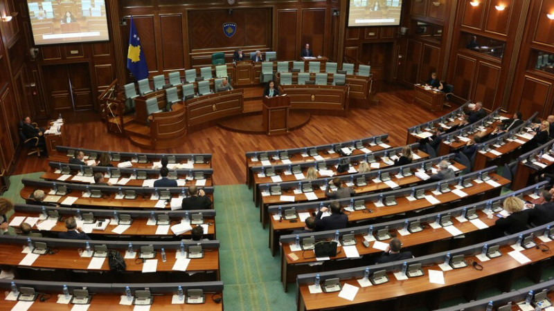 Lëvizja Vetëvendosje nënshkruan koalicion parazgjedhor me 3 parti politike
