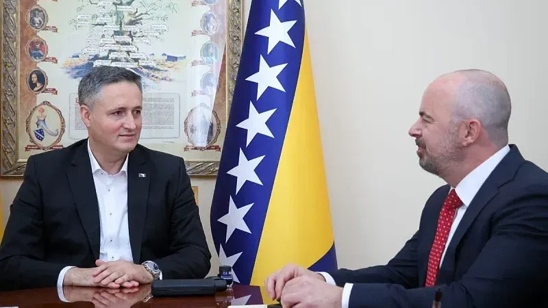 Beçiroviç: Bosna Hersek’in NATO yolunun hızlandırılması büyük önem taşıyor