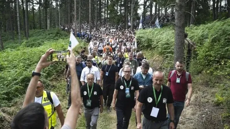 Iz Nezuka krenuo 