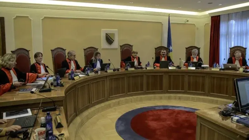 Ustavni sud: Schmidtove izmjene Krivičnog zakona BiH po kojima je osuđen Dodik u skladu s Ustavom Bi
