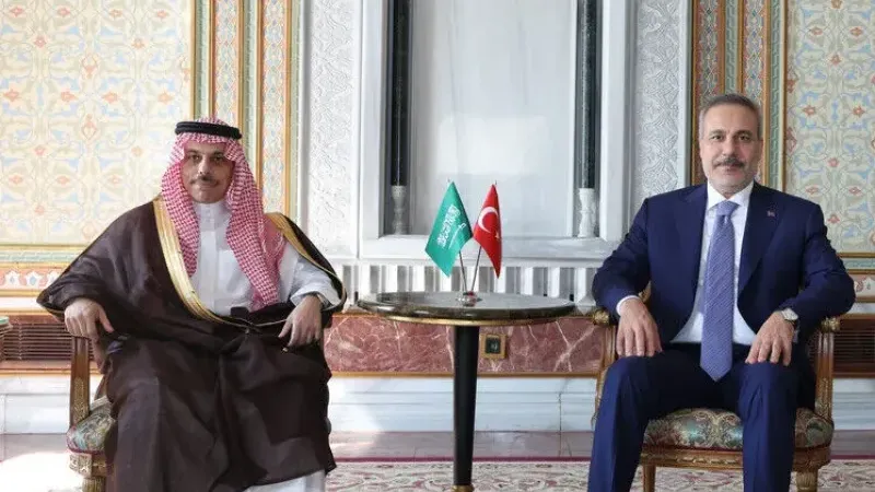 Ministri i Jashtëm turk Hakan Fidan takohet në Stamboll me homologun e tij saudit