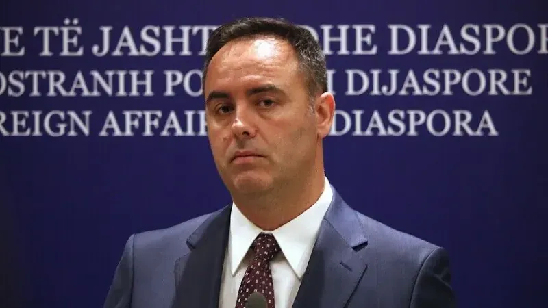 Ministri i jashtëm Konjufca në Hagë: Presim aktgjykim lirues për ish-krerët e UÇK-së
